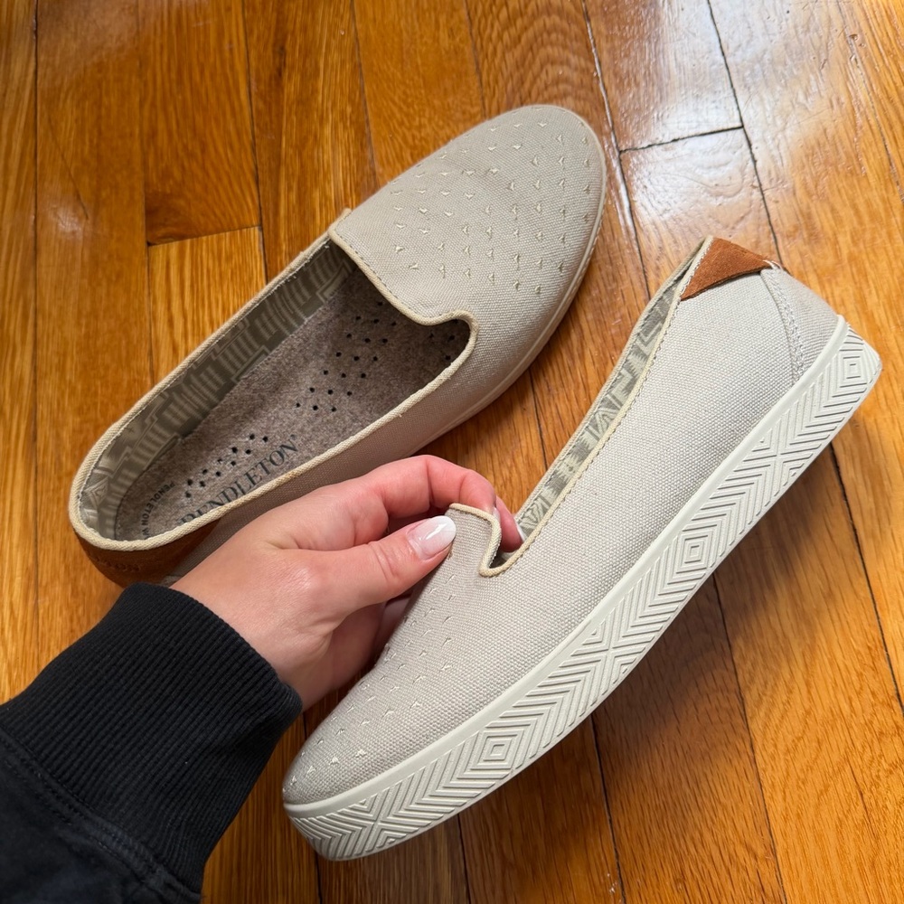 Pendleton women’s flats - Canvas Sneakers in Light grey